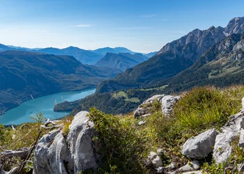 Goldener Herbst am Molvenosee 